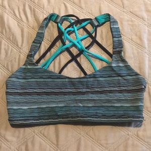 Lululemon Free to be Wild